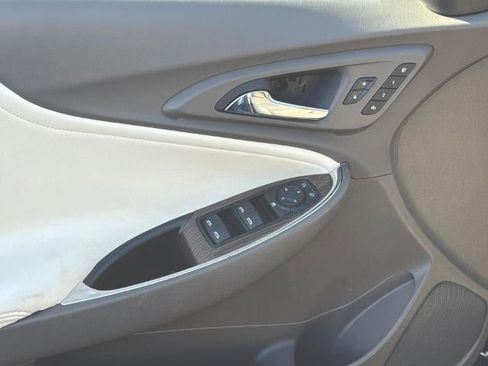 Used 2024 Chevrolet Malibu LT image 23