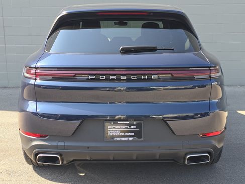 Certified 2026 Porsche Cayenne AWD/4WD image 15
