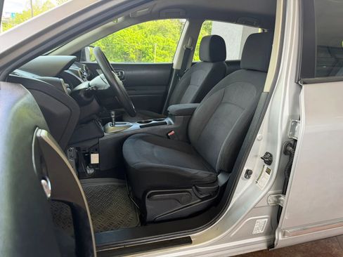 Used 2011 Nissan Rogue S AWD/4WD image 8
