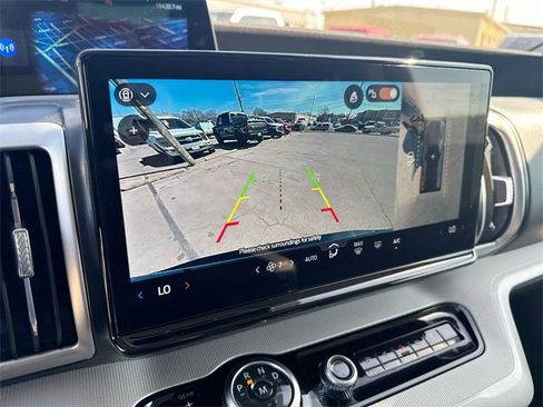 Certified 2025 Ford Expedition Active image 28