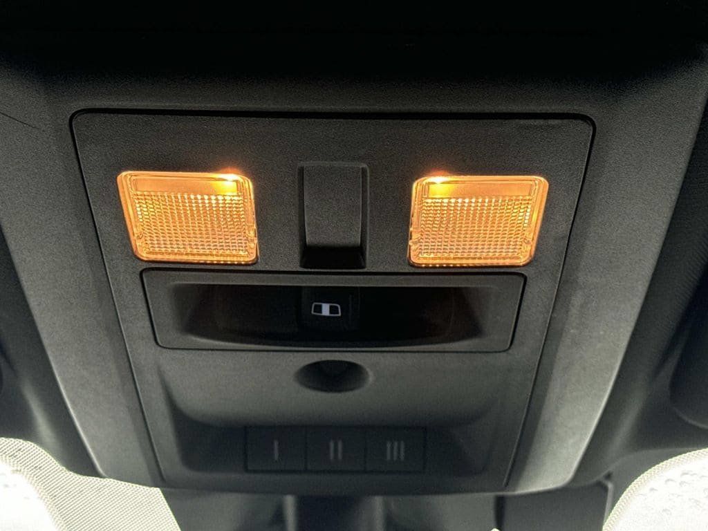 Used 2021 RAM 1500 Warlock w/ Luxury Group AWD/4WD image 17