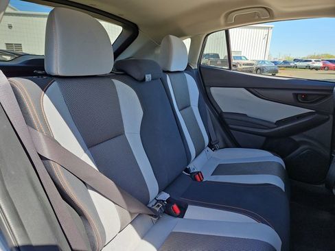 Used 2021 Subaru Crosstrek 2.0i Premium w/ Moonroof Package image 19