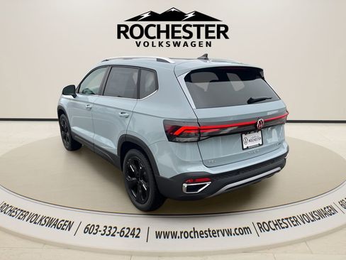 New 2026 Volkswagen Taos SEL AWD/4WD image 4