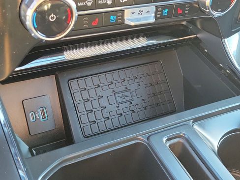 Used 2023 Ford F150 Lariat w/ Equipment Group 502A High image 30