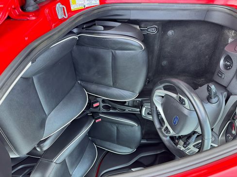 Used 2012 Ford Fiesta SES image 9