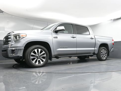 Used 2019 Toyota Tundra Limited w/ Limited Premium Package image 21