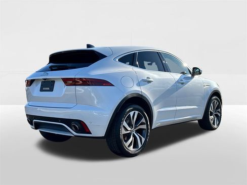 Used 2024 Jaguar E-PACE R-Dynamic SE image 4