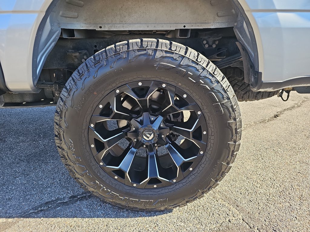 Used 2023 Ford F250 Lariat w/ Tremor Off-Road Package AWD/4WD image 33