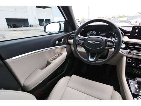Used 2026 Genesis G70 2.5T RWD image 9