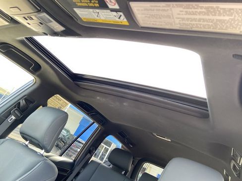 Used 2021 Lexus GX 460 Premium image 28