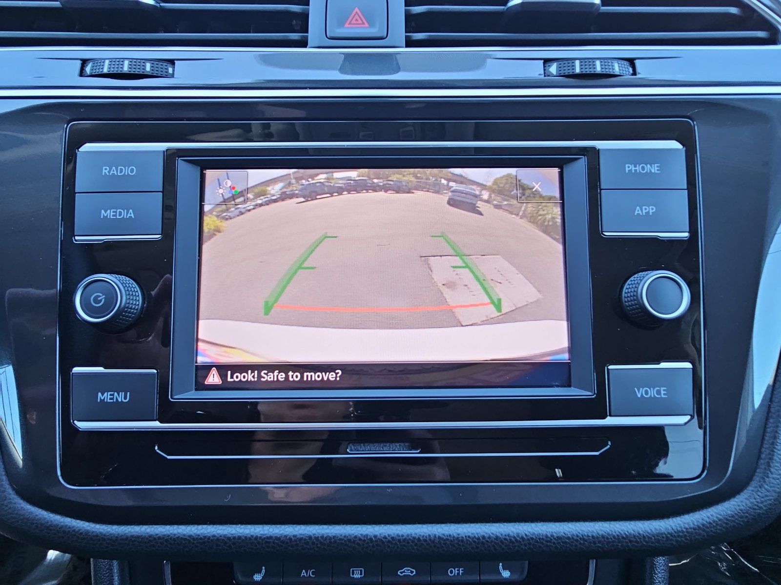 Used 2023 Volkswagen Tiguan S FWD image 22
