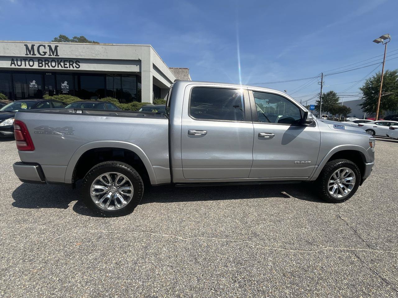 Used 2021 RAM 1500 Laramie w/ Laramie Southwest Edition AWD/4WD image 31