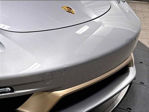 Used 2022 Porsche 718 Boxster RWD image 29