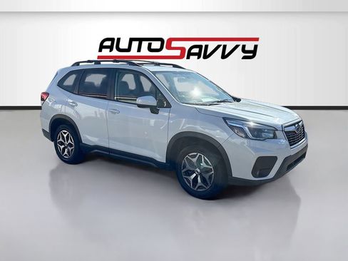 Used 2021 Subaru Forester Premium AWD/4WD image 1