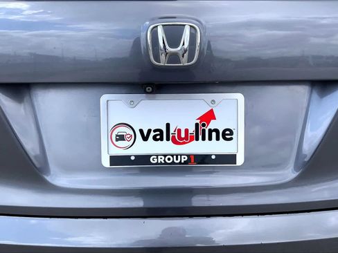 Used 2016 Honda Pilot Touring image 10