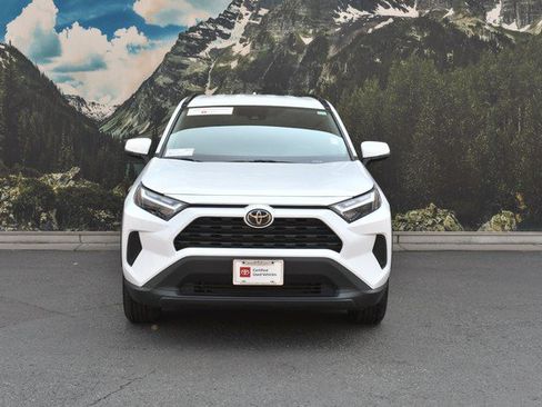 Used 2024 Toyota RAV4 XLE AWD/4WD image 5
