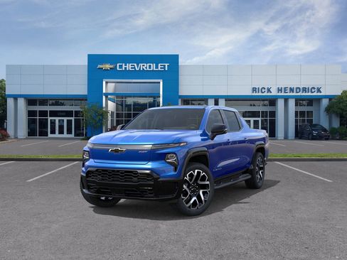 New 2025 Chevrolet Silverado EV RST image 10