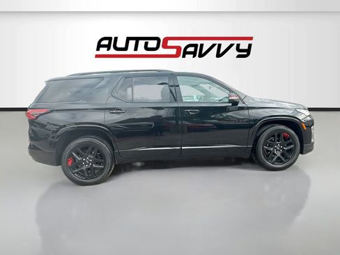 Used 2023 Chevrolet Traverse Premier w/ Redline Edition FWD image 8