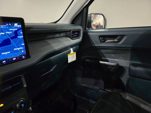 New 2026 Ford Maverick Lobo image 31