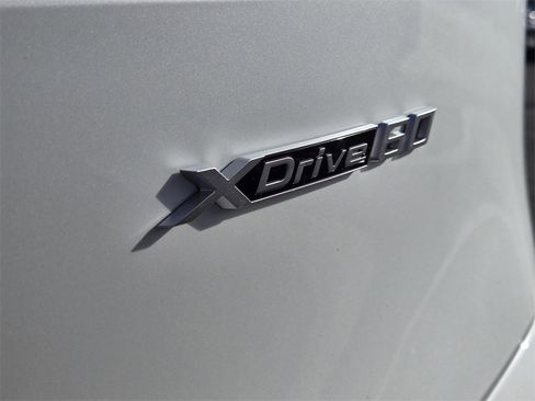 New 2026 BMW iX xDrive60 w/ M Sport Package image 13