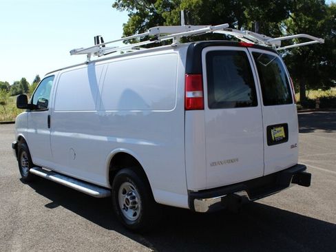 Used 2020 GMC Savana 2500 w/ Driver Convenience Package RWD image 3