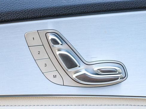 Used 2015 Mercedes-Benz C 300 Sedan image 21