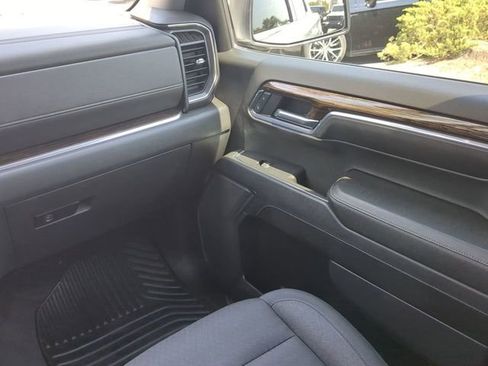 Used 2023 GMC Sierra 1500 SLE w/ X31 Off-Road Package image 20