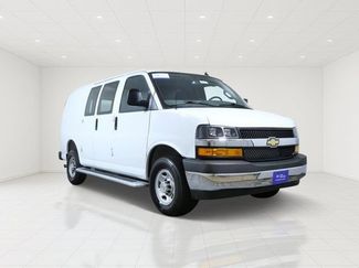 Used 2025 Chevrolet Express 2500 w/ Driver Convenience Package RWD video 1