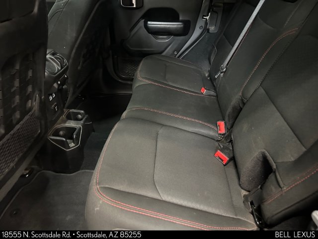 Used 2019 Jeep Wrangler Unlimited Rubicon AWD/4WD image 17