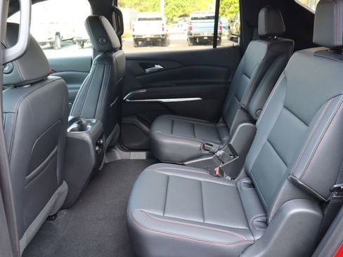 New 2026 Chevrolet Traverse Z71 w/ Driver Confidence Package AWD/4WD image 20
