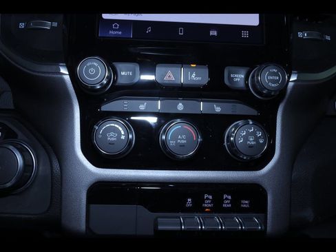 New 2026 RAM 1500 Big Horn AWD/4WD image 24