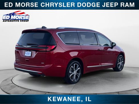 New 2026 Chrysler Pacifica Pinnacle image 5