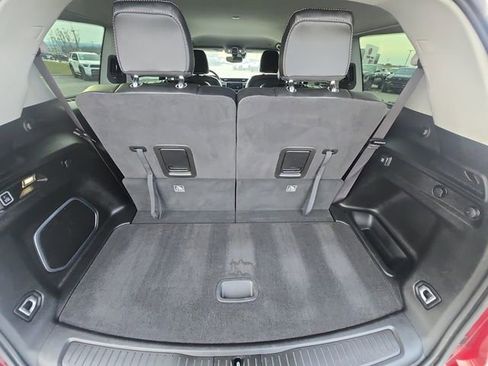 Used 2022 Jeep Grand Cherokee L Limited image 14