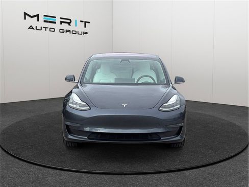 Used 2019 Tesla Model 3 Long Range image 3