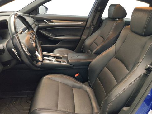 Used 2018 Honda Accord Sport image 17