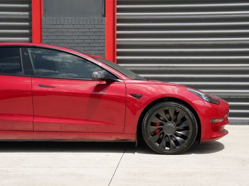 Used 2022 Tesla Model 3 Performance AWD/4WD image 7