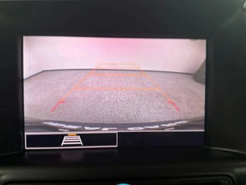 Used 2023 GMC Terrain SLE w/ LPO, Floor Liner Package AWD/4WD image 13