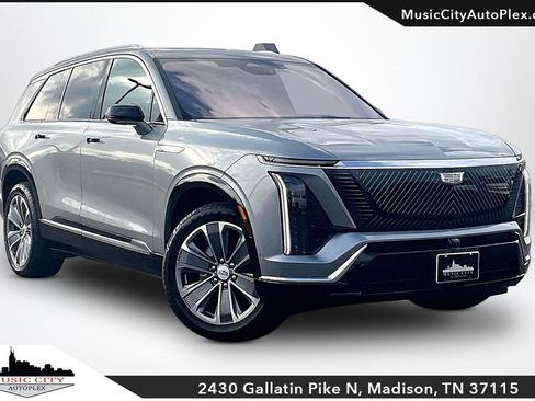 Used 2026 Cadillac Vistiq Luxury image 1