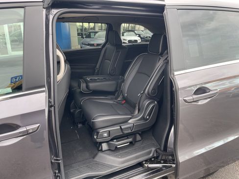New 2026 Honda Odyssey Touring image 20