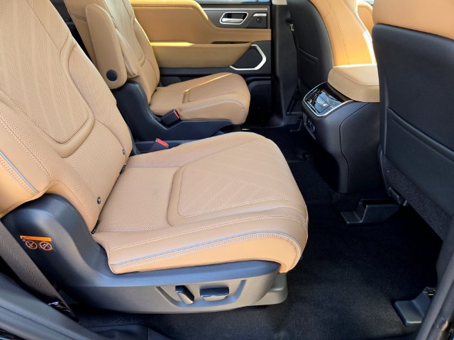 New 2027 INFINITI QX80 Luxe RWD image 23