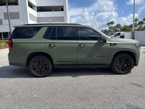 Used 2021 GMC Yukon Denali w/ Denali Premium Package RWD image 2