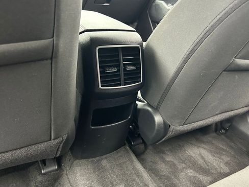 Used 2024 Kia Sportage LX FWD image 30