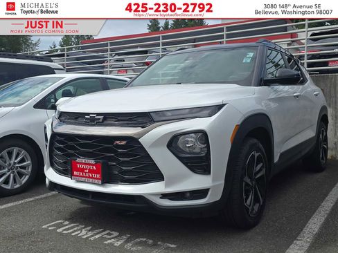 Used 2021 Chevrolet TrailBlazer RS w/ Sun and Liftgate Package AWD/4WD image 1