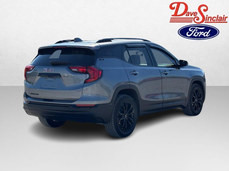 Used 2021 GMC Terrain SLE w/ Driver Convenience Package FWD image 7