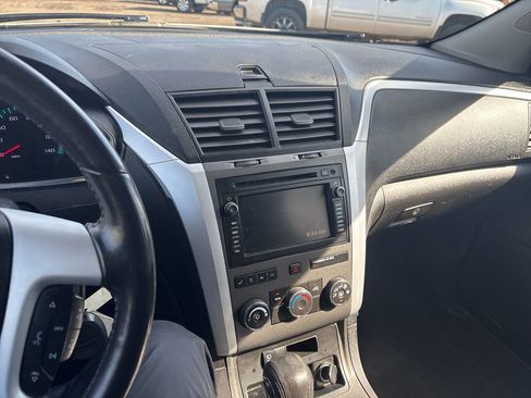 Used 2012 Chevrolet Traverse LT image 22