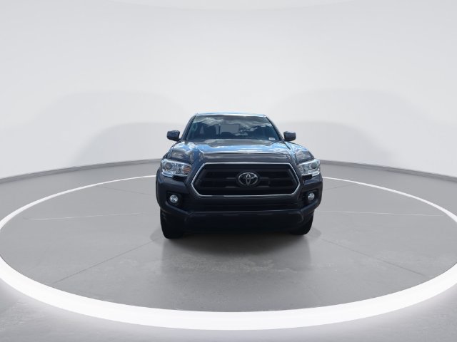 Used 2021 Toyota Tacoma SR5 w/ SR5 Appearance Package (SM) RWD image 3