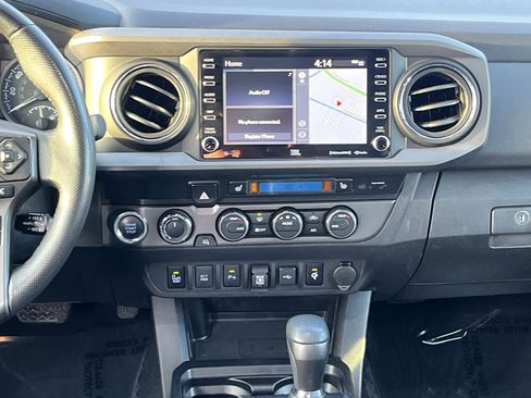 Certified 2021 Toyota Tacoma TRD Off-Road image 20