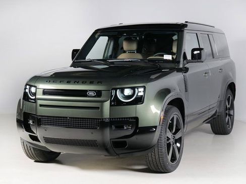 New 2026 Land Rover Defender 130 X-Dynamic SE image 1