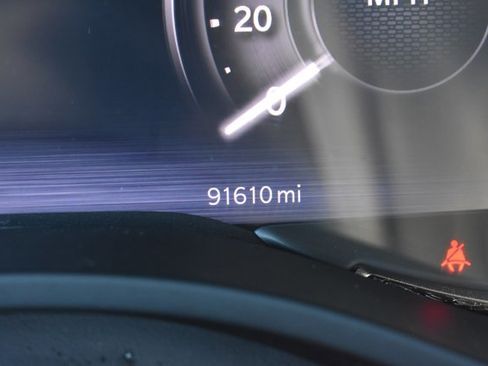 Used 2023 RAM 1500 Limited w/ Body Color Bumper Group image 24