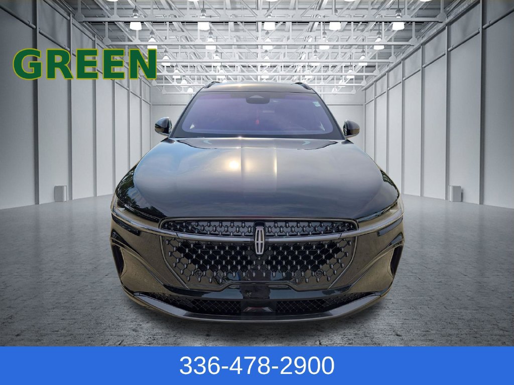 Used 2024 Lincoln Nautilus Reserve w/ Jet Appearance Package (87T) AWD/4WD image 11